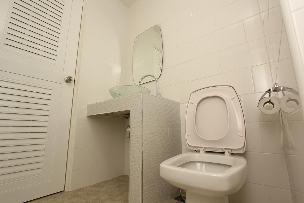 Boutique Summer House Pantai Jomtien Bagian luar foto