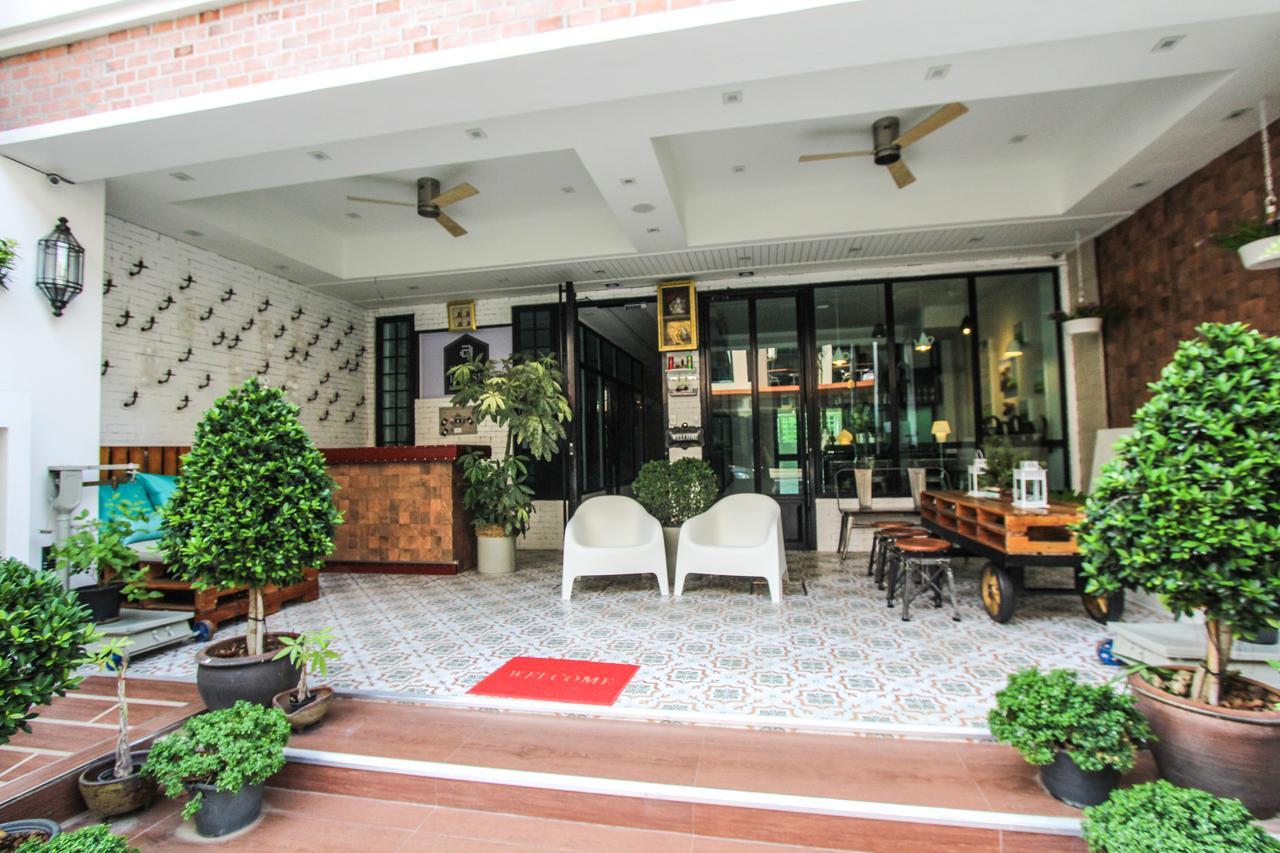 Boutique Summer House Pantai Jomtien Bagian luar foto