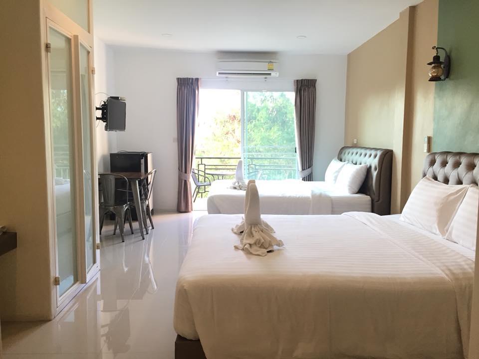 Boutique Summer House Pantai Jomtien Bagian luar foto